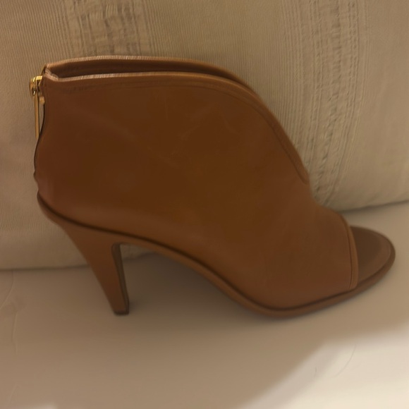 Vince Camuto Women's Fandree Stacked Heel Sandal Heeled - Picture 2 of 6